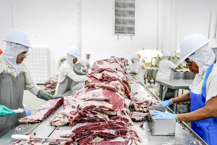 China vai aceitar carne bovina do Brasil certificada até 4 de setembro (Paulo Whitaker/Reuters)