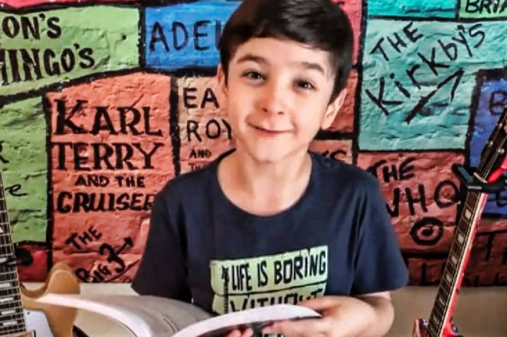 Brasileiro de 8 anos com QI de 140 entra para sociedade de gênios