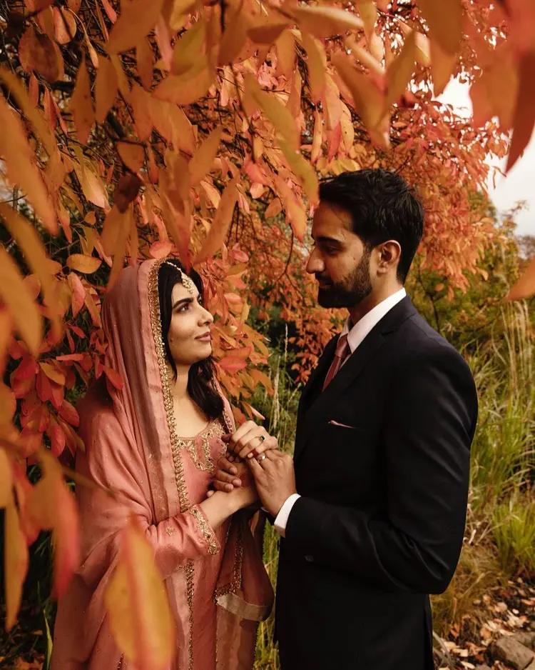 "Estamos entusiasmados em trilhar o caminho que nos espera juntos", disse Malala sobre o casamento (Instagram/Reprodução)