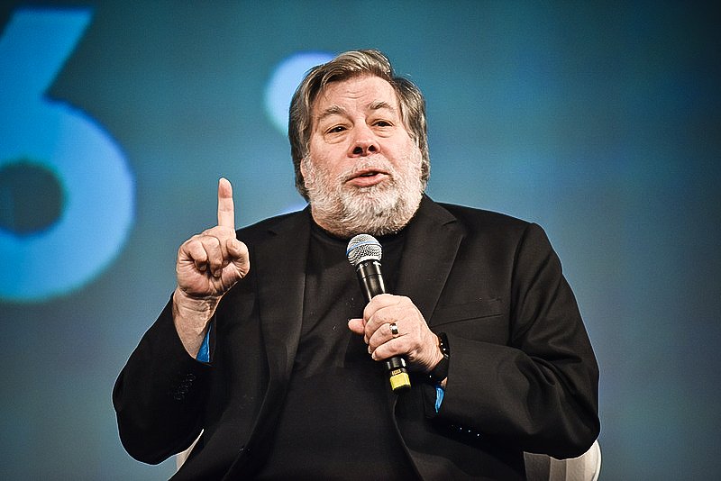 Steve Wozniak critica Elon Musk por demissões em massa em agências federais