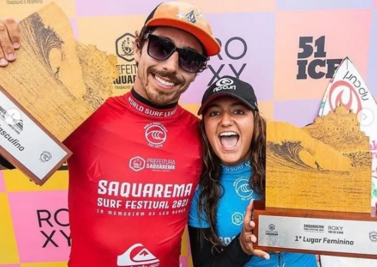 Sophia Medina conquista a primeira colocação na categoria feminina no Saquarema Surf Festival Roxy Pro. (Instagram/Sophia Medina/Reprodução)