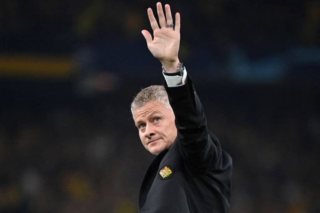 Manchester United demite técnico Solskjaer