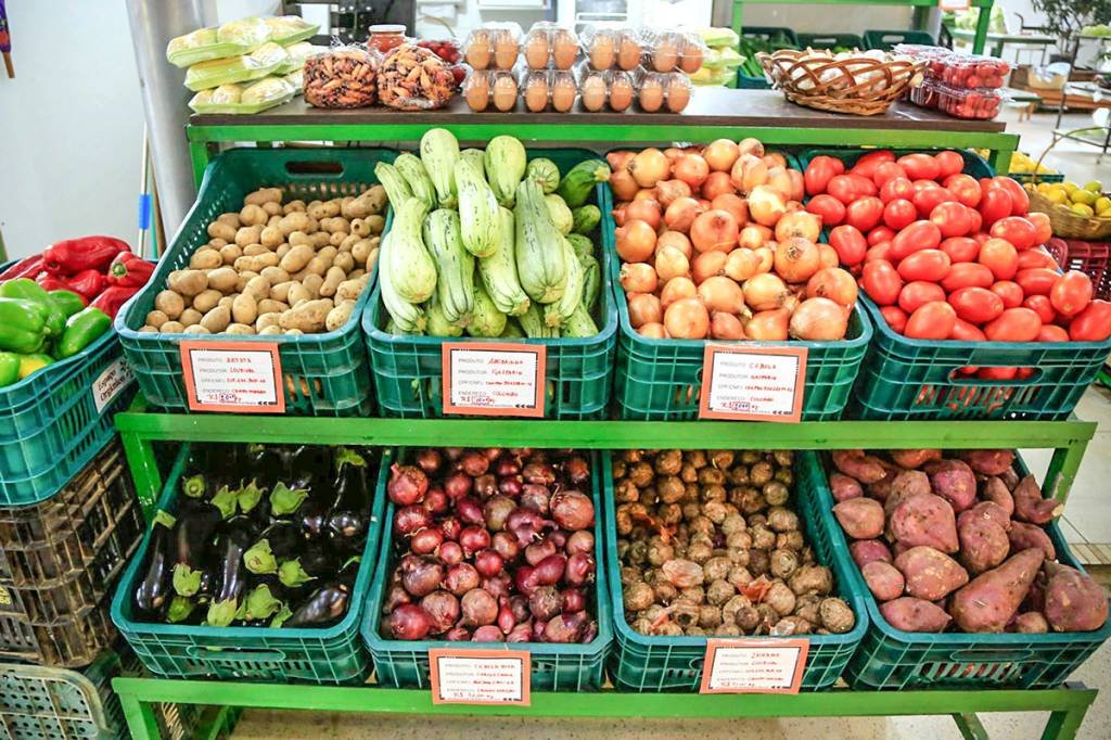 Com alimentos, inflação foi quase o dobro aos mais pobres em janeiro