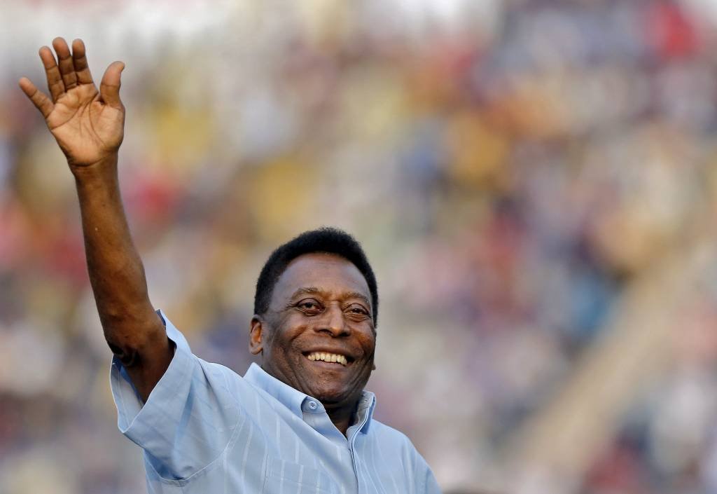 Pelé: o último boletim médico disse que o "Rei" permanece "estável" e com "boa resposta" aos cuidados na infecção respiratória (Anindito Mukherjee/Reuters)