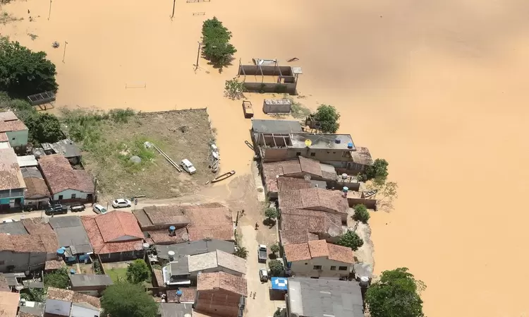 Fortes chuvas na Bahia e em Minas já causaram 31 mortes (Isac Nobrega/PR/Agência Brasil)