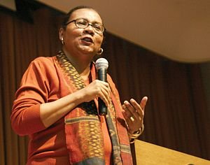 Bell Hooks morre aos 69 anos