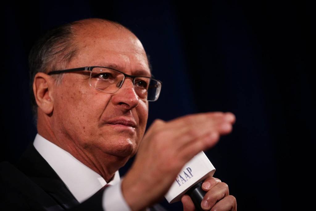 Alckmin: "Democracia, esse é o caminho" (FELIPE RAU/Estadão Conteúdo)