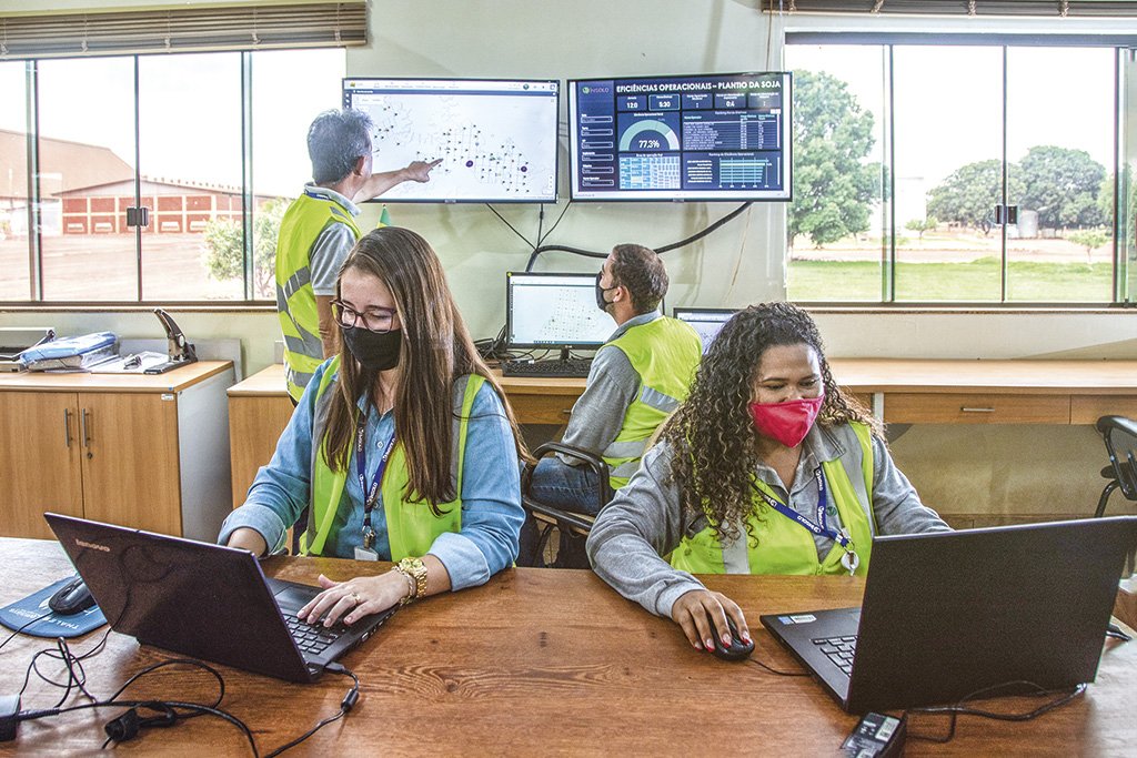 Tech no campo: agronegócio digital inaugura oportunidade de carreira para quem vive na cidade