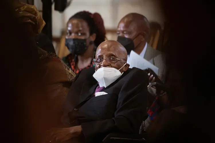 Desmond Tutu durante cerimônia religiosa na Cidade do Cabo em 7 de outubro de 2021 (AFP/AFP)