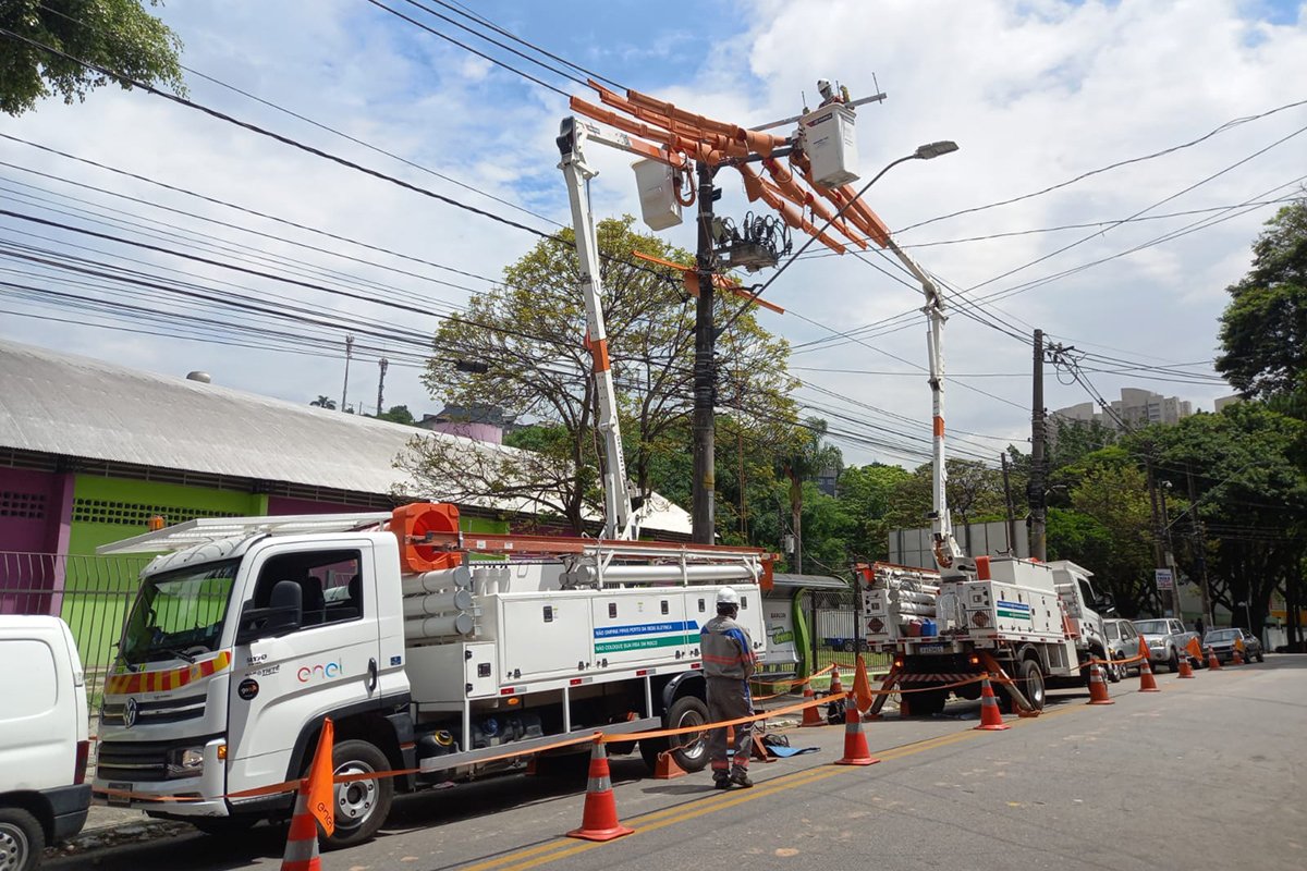 Justiça dá 15 dias para Enel esclarecer falhas no fornecimento de energia em São Paulo