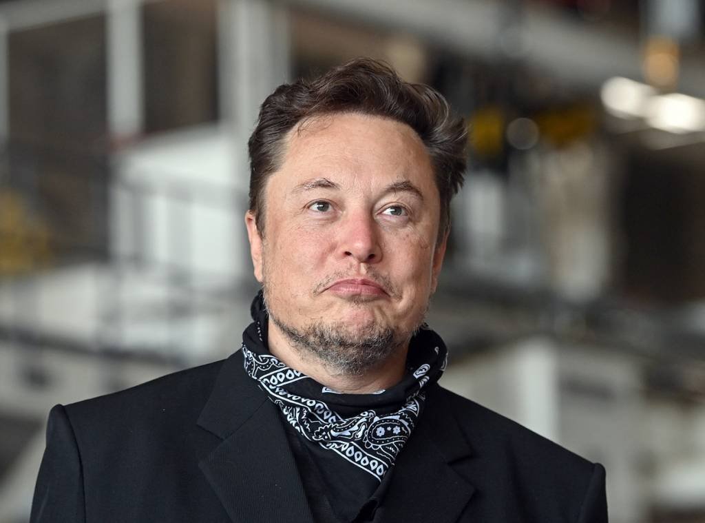 Elon Musk e os outros bilionários perdem fortunas com a queda das