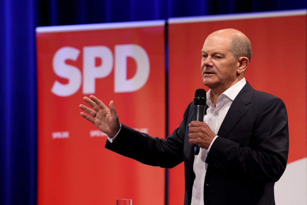 Olaf Scholz, novo chanceler designado da Alemanha: coalizão ao lado de Verdes e liberais do FDP aprovada pelos partidos (Liesa Johannssen-Koppitz/Bloomberg/Getty Images)