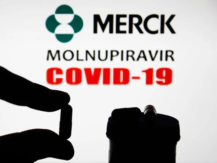 Pílula da Merck contra covid-19: autorizada pela FDA (Jakub Porzycki/NurPhoto/Getty Images)