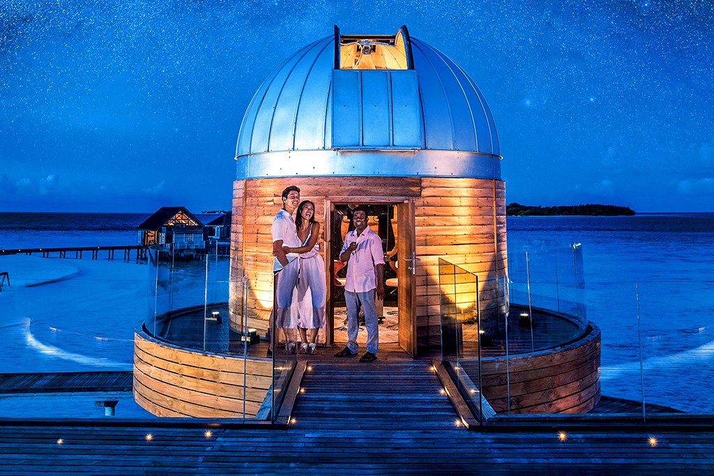 Conheça o destino dos sonhos com observatórios e restaurantes submersos