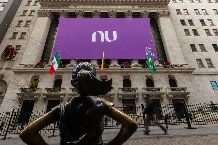 Logo do Nubank em dia de estria das ações na NYSE (Nubank/Divulgação)