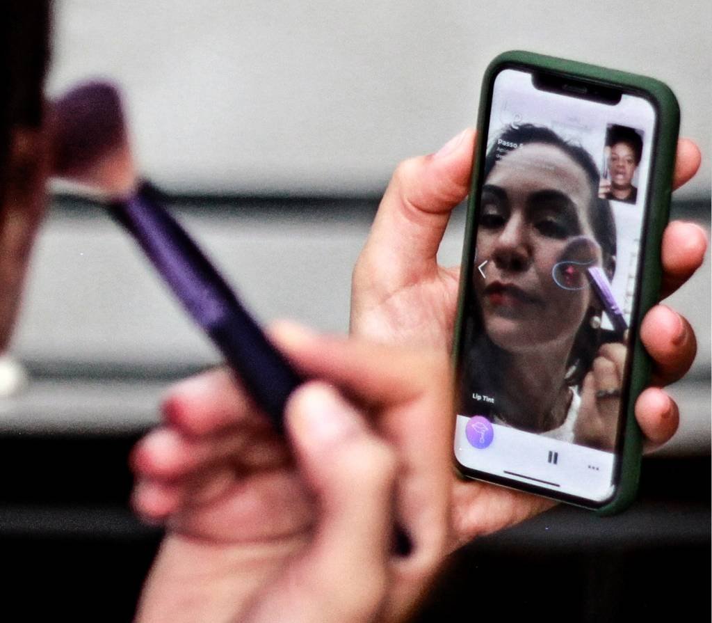 Aplicativo Be Beleza Tech: tutorial e realidade aumentada para maquiagens. (Renata Mattos/Divulgação)