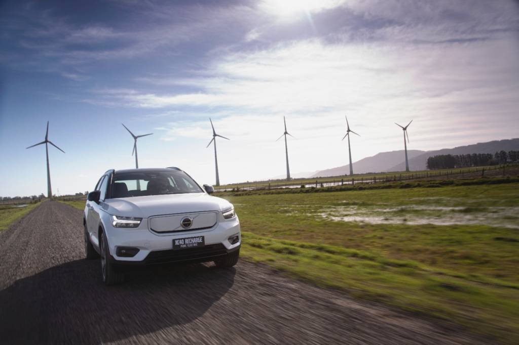 Volvo anuncia maior projeto de eletrificação de carros do Brasil