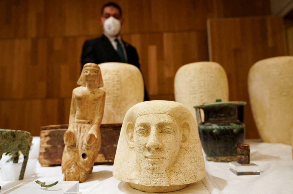 Espanha devolve antiguidades contrabandeadas ao Egito
