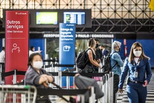 MPF busca solução para liberar 400 estrangeiros retidos no aeroporto de Guarulhos