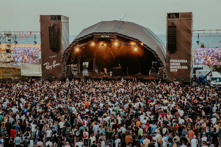 Primavera Sound surgiu em Barcelona, em 2001, e chega a São Paulo neste ano (Primavera Sound/Reprodução)