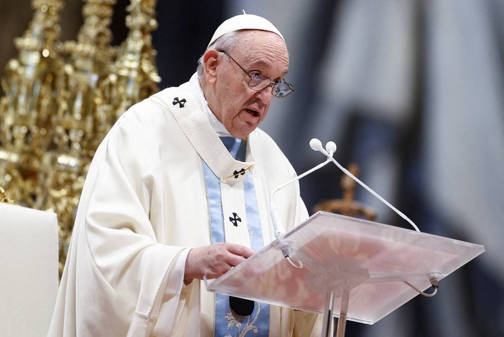 Papa defende unidade contra lógica de "blocos opostos"