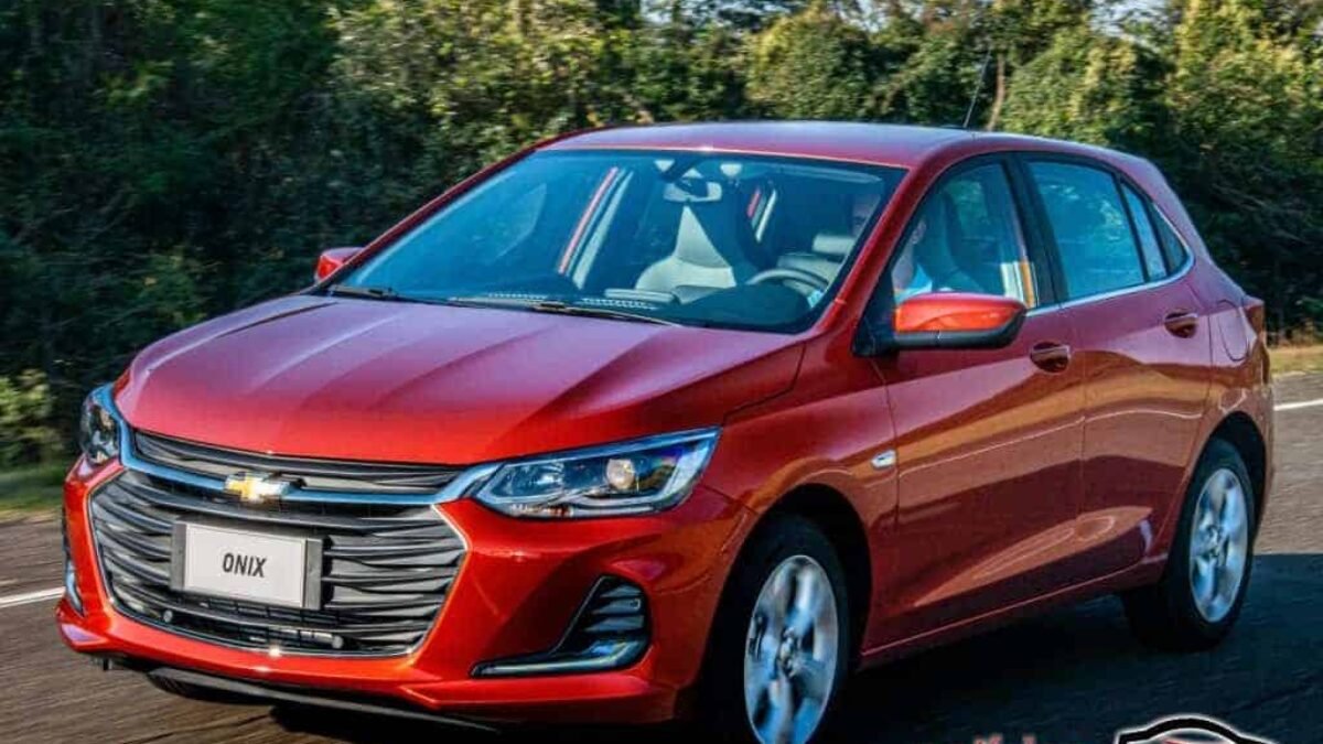 Chevrolet-Onix-2020-21-1200x675