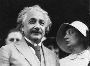 O maior gênio da história fazia caminhadas, tirava sonecas diárias e não usava meias