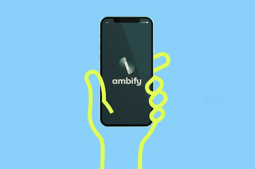 O aplicativo Ambify permite que o usuário compense o carbono que emite ao comer, beber, andar de carro, viajar de avião, usar energia e adquirir ou descartar coisas (AMBIFY/Divulgação)