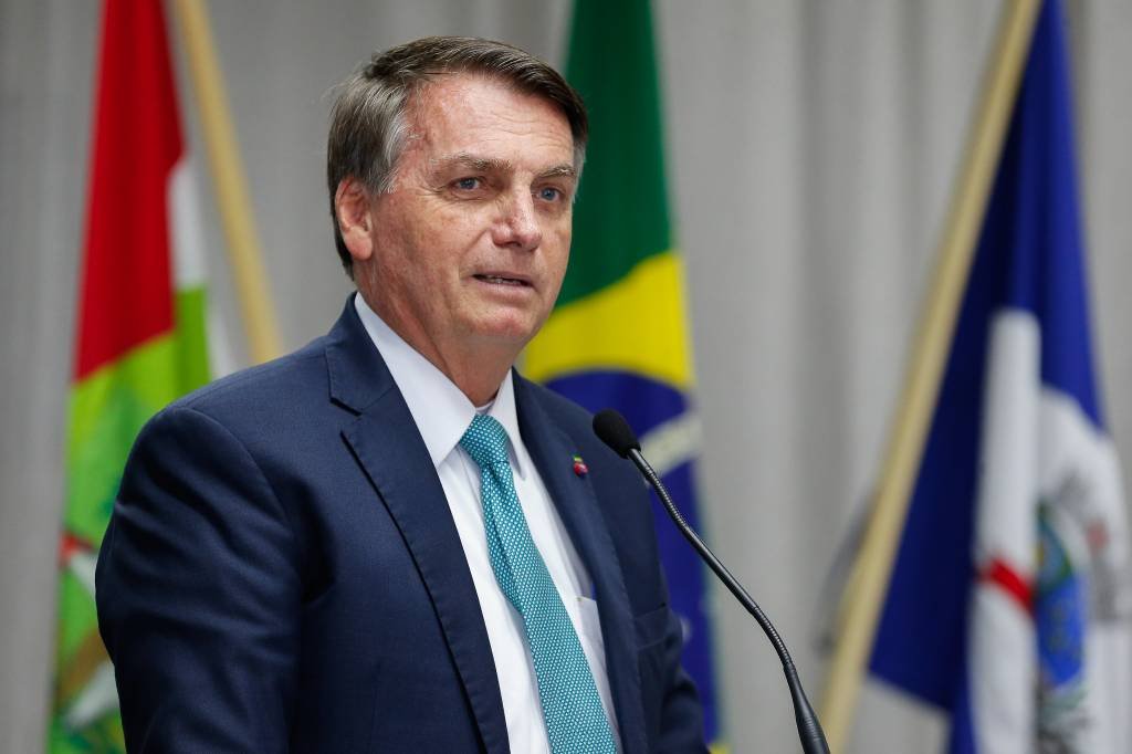 Bolsonaro: Na entrevista, Bolsonaro ainda disse que o vice deve ajudar a governar, e não a ganhar a eleição, e que não pode ter "ambições" de tomar o seu lugar (Alan Santos/PR/Flickr)