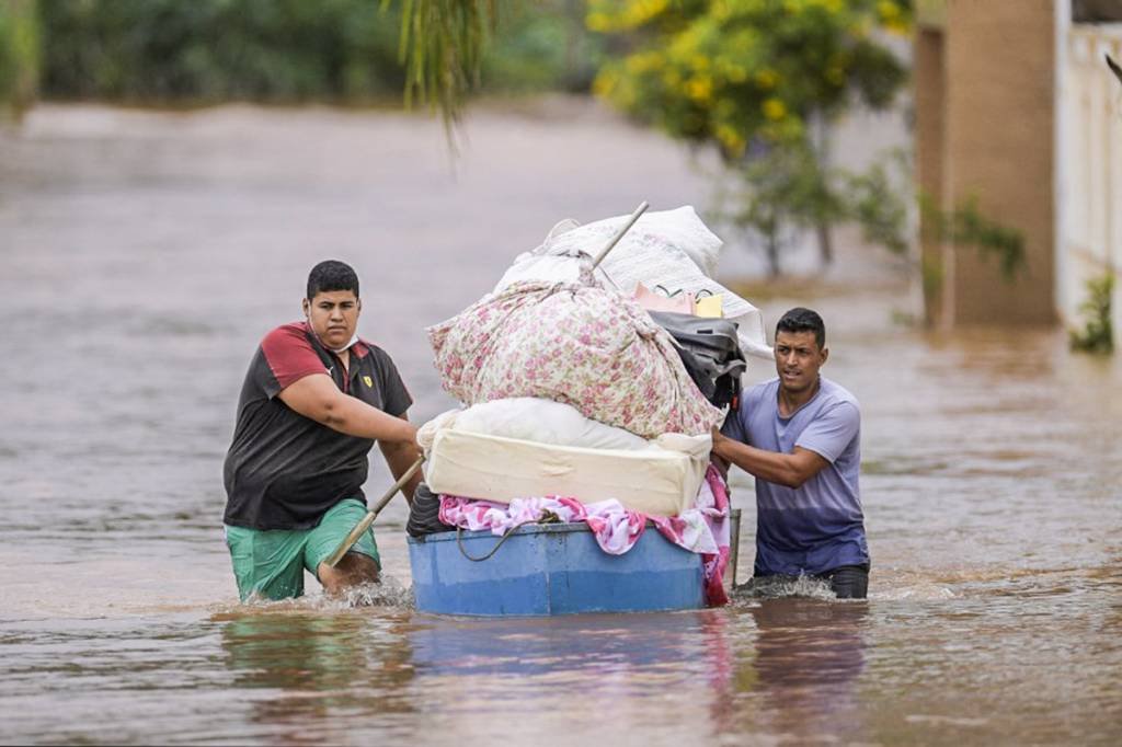 Inmet alerta para chuvas intensas no Sul, Sudeste e Centro-Oeste