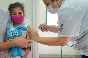 Brasil deixa lista dos 20 países com mais crianças não vacinadas