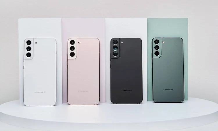 Nova linha Galaxy, da Samsung: os aparelhos já foram homologados para serem vendidos no Brasil (Samsung/Reprodução)