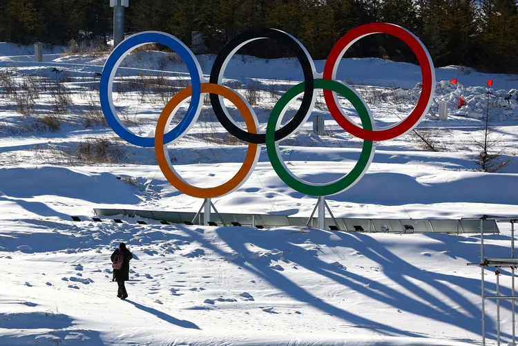 Anéis olímpicos em área de competição dos Jogos de Pequim (Pawel Kopczynski/Reuters)