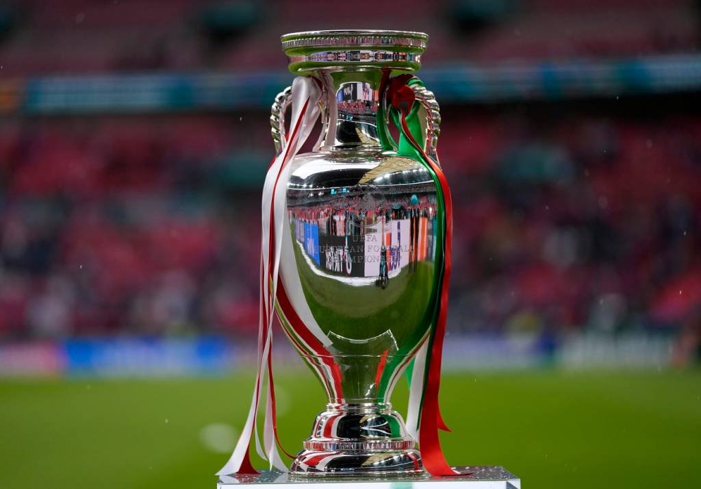 Qual o valor do prêmio para o campeão da Eurocopa?