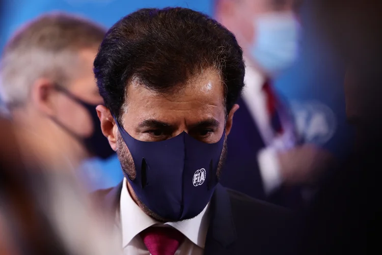 Mohammed Ben Sulayem durante entrevista coletiva em Paris. (Sarah Meyssonnier/Reuters)