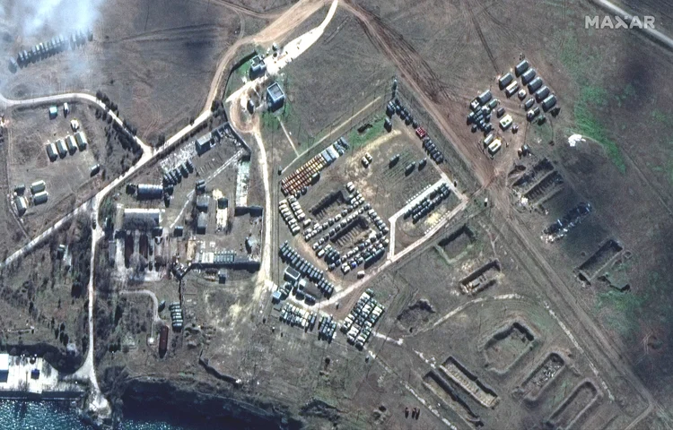 A Frota Russa do Mar Negro está baseada no porto de Sebastopol, um dos centros de comando das operações russas contra a Ucrânia (Maxar Technologies/Divulgação/Reuters)