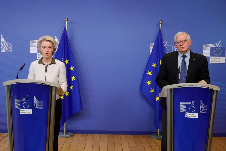 Van der Leyen: Agora é necessário fortalecer estas instituições e colocar as pessoas adequadas nos postos de responsabilidade" (Stephanie Lecocq/Reuters)