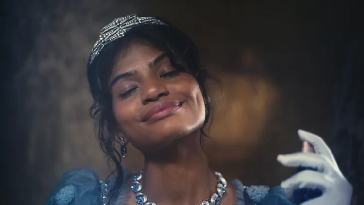 Para lançar nova versão inspirada no Floratta Blue, o Boticário se inspira na
série da Shondaland e Netflix. (O Boticário/Divulgação)