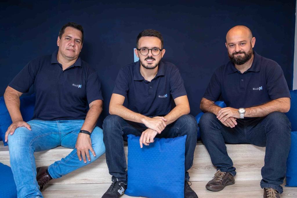 Marcus Rodrigues, Lucas Moreno e Elio Santos Jr., fundadores da ElloX: tecnologia para modernizar portos (Hugo Hora/Divulgação)