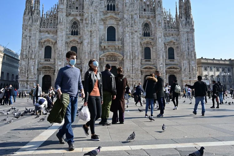 Dolce vita: na Itália, estar vacinado é o melhor negócio (MIGUEL MEDINA/AFP/Getty Images)