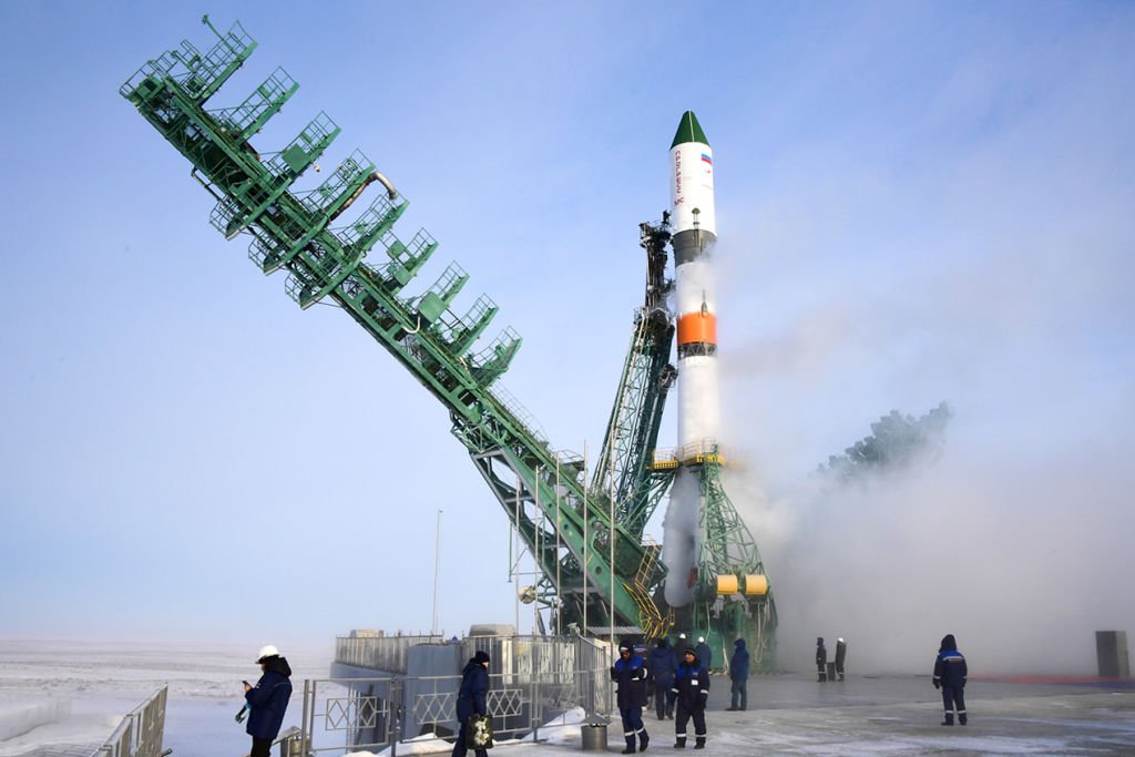 Rússia cancela foguete com satélites e cria clima de guerra no espaço