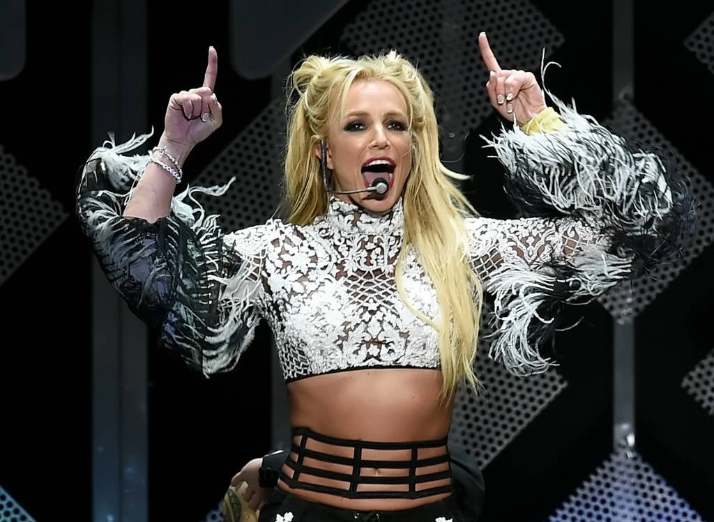 Pai de Britney Spears pede na justiça que filha seja obrigada a testemunhar