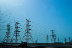 Com onda de calor e bandeira vermelha na conta de luz, veja dicas para economizar energia