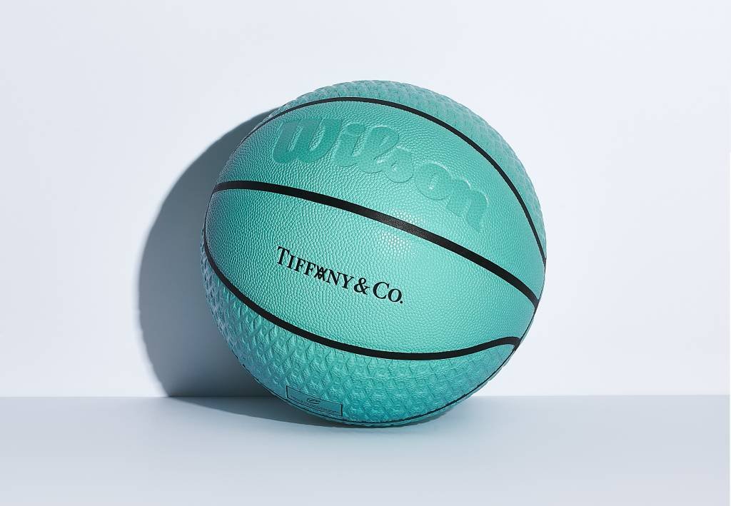 Tiffany e NBA: grife anuncia parceria criativa com o artista Daniel Arsham