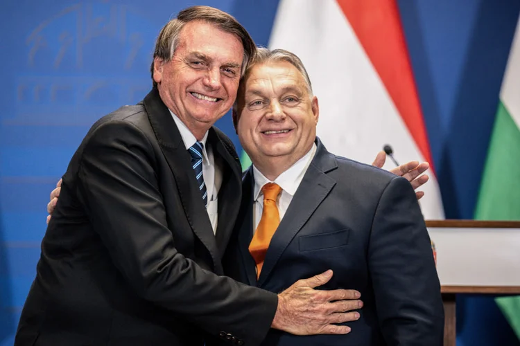 Na Hungria, Bolsonaro chama Orbán, líder de extrema-direita, de 'irmão' (Bloomberg / Colaborador/Getty Images)