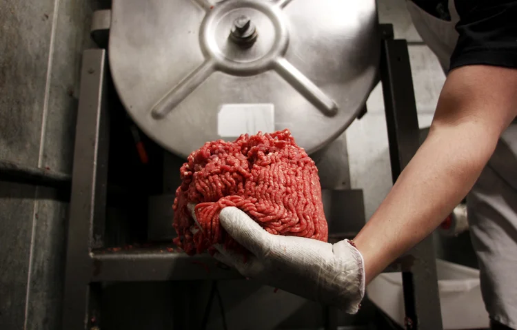 Exportação de carne aumenta 30% em janeiro (Jeff Haynes/Reuters)