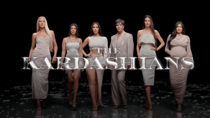 Após fim da série, Kardashians voltam à televisão em abril