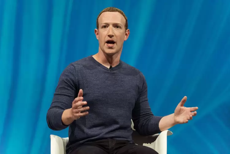 A dona do Facebook divulgou resultados pela primeira vez após mudar o nome para Meta e ficou abaixo das estimativas de lucro por ação para o quarto trimestre de 2021, de US$ 3,67 contra US$ 3,84, valor aguardado pelo mercado (Reprodução/Shutterstock)