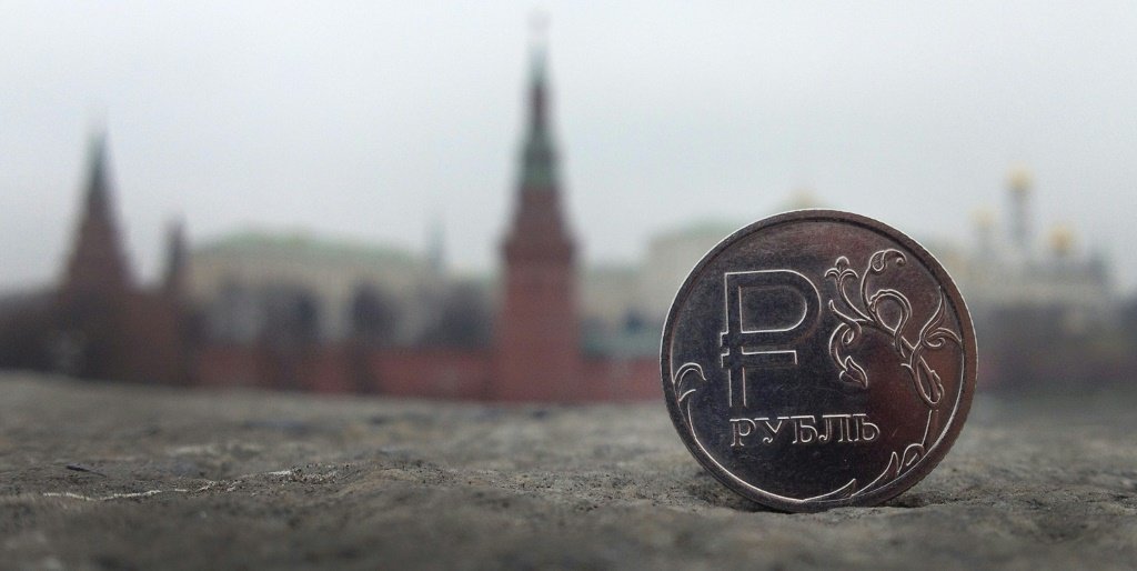 A Rússia conta com uma infraestrutura financeira doméstica, que inclui o sistema SPFS para transferências bancárias e o sistema Mir para pagamentos com cartão, semelhante aos sistemas Visa e Mastercard (AFP/AFP)