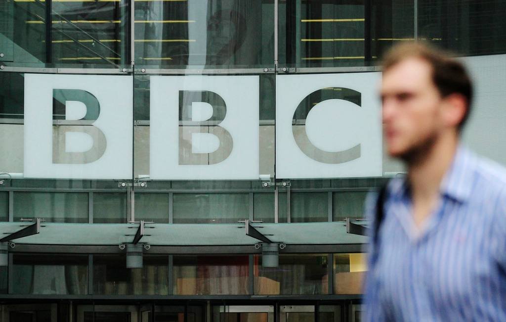 Rússia restringe acesso à BBC e outros sites de notícias estrangeiros